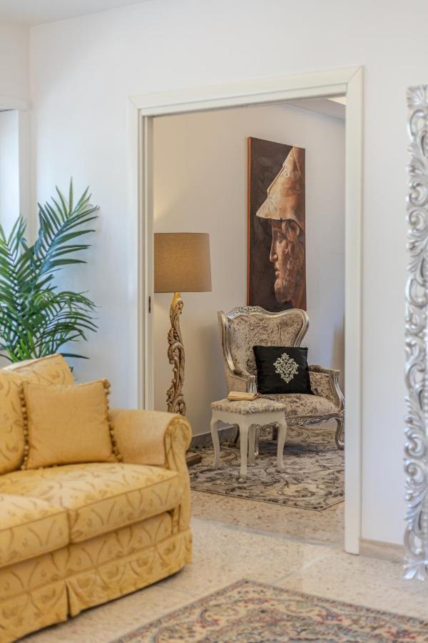 Ginevra Luxury New Classic Apartment Close Vatican Rom Exterior foto